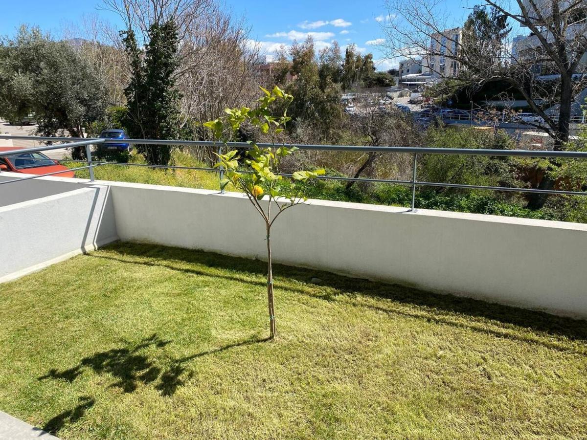 Brand New Garden Apartment Athen