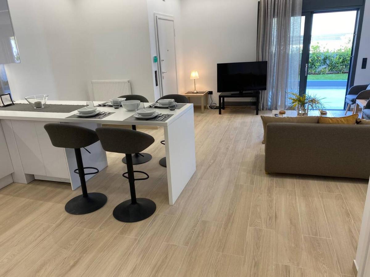 Apartament Brand New Garden Atena